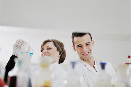 young students in bright lab Stock Photo - Budget Royalty-Free & Subscription, Code: 400-05218774