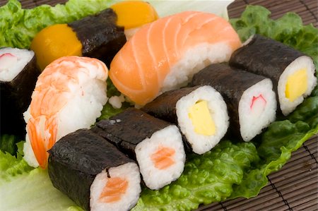 simsearch:400-04292843,k - a background photo of a typical japanes sushi food Stock Photo - Budget Royalty-Free & Subscription, Code: 400-05219330