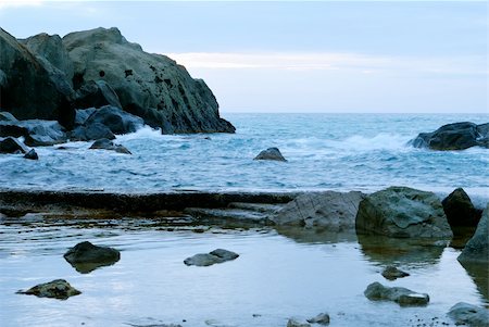 simsearch:400-05896435,k - morning sea waves. nature landscape Photographie de stock - Aubaine LD & Abonnement, Code: 400-05219423