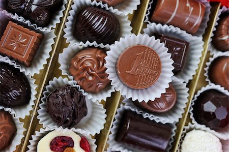simsearch:400-05024620,k - luxury and sweet praline and chocolate decoration food close up Stock Photo - Budget Royalty-Free & Subscription, Code: 400-05211771