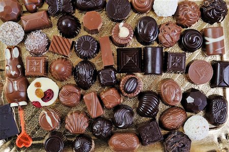 simsearch:400-05024620,k - luxury and sweet praline and chocolate decoration food close up Stock Photo - Budget Royalty-Free & Subscription, Code: 400-05211791