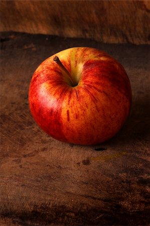 simsearch:400-07619844,k - Close up of red apple Foto de stock - Royalty-Free Super Valor e Assinatura, Número: 400-05213408