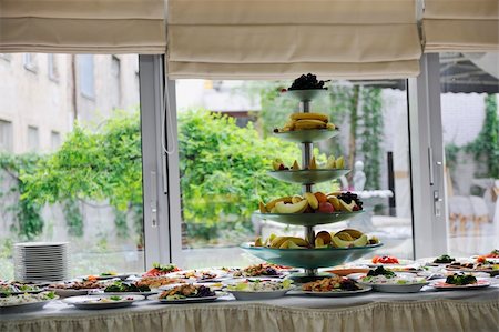 simsearch:400-07572419,k - delicius catering food arrangement on party in restaurant Stock Photo - Budget Royalty-Free & Subscription, Code: 400-05224505