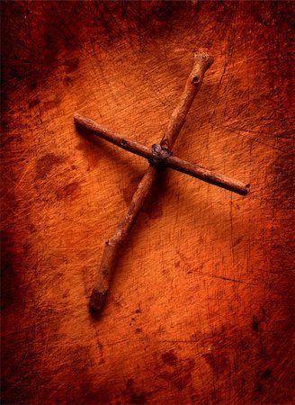 simsearch:400-06087640,k - Close up of handmade paper  Holy cross Stock Photo - Budget Royalty-Free & Subscription, Code: 400-05224993