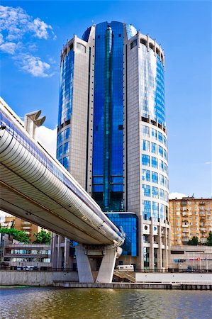 simsearch:400-05224708,k - Bridge Bagration near the International Business Centre, Moscow, Russia Photographie de stock - Aubaine LD & Abonnement, Code: 400-05225643