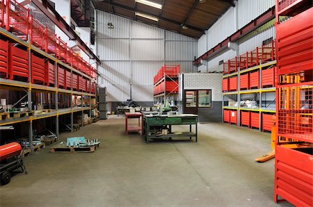 iron works steel and machine parts modern factory indoor hall Photographie de stock - Aubaine LD & Abonnement, Code: 400-05228925