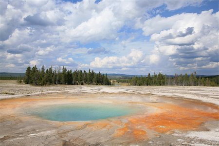 Stunning multicolored thermal pool in yellowstone national park, Wyoming. Stock Photo - Budget Royalty-Free & Subscription, Code: 400-05229473