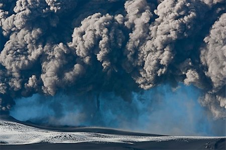 Ash cloud fallout from the Eyjafjallajokull eruption in Iceland Stock Photo - Budget Royalty-Free & Subscription, Code: 400-05222771