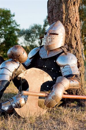 simsearch:400-05378270,k - Medieval knight in the field with an axe Stockbilder - Microstock & Abonnement, Bildnummer: 400-05236180