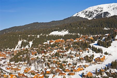 french alps lodges - View of a mountain village covered in snow Stock Photo - Budget Royalty-Free & Subscription, Code: 400-05236835