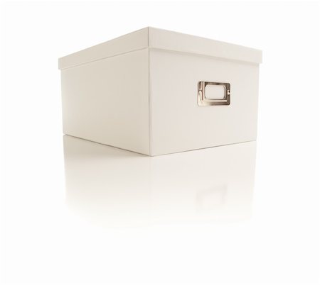 simsearch:400-04872165,k - White File Box Isolated on a White Background. Photographie de stock - Aubaine LD & Abonnement, Code: 400-05236871