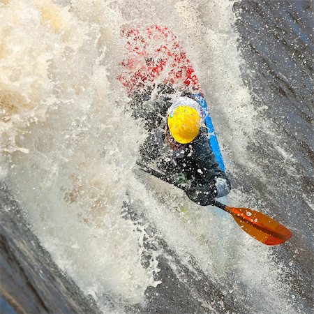 simsearch:400-04390977,k - Kayak freestyle on whitewater, Russia, Msta, may 2010 Foto de stock - Super Valor sin royalties y Suscripción, Código: 400-05237592