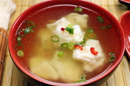 Delicious Chinese short soup with dumplings and diced shallots. Stock Photo - Budget Royalty-Free & Subscription, Code: 400-05247047