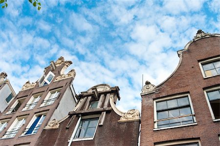 simsearch:400-05247157,k - authentic Amsterdam houses with their typically medieval facades Foto de stock - Super Valor sin royalties y Suscripción, Código: 400-05247156