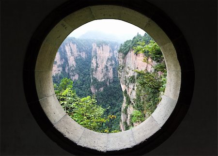 The breathtaking landscape in ZhangJiaJie national park in China Stockbilder - Microstock & Abonnement, Bildnummer: 400-05247324