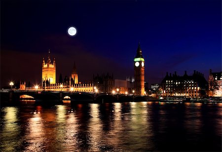 simsearch:625-01040611,k - Big Ben and Westminster at night in London Photographie de stock - Aubaine LD & Abonnement, Code: 400-05247321