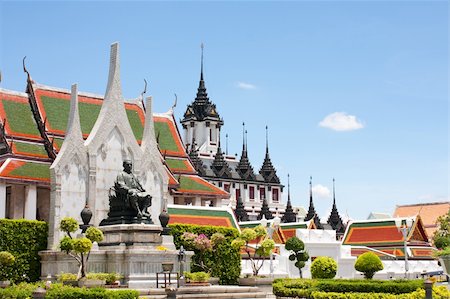 simsearch:400-05297167,k - travel in the bangkok holiday,temple thai on the sky , south of asia Fotografie stock - Microstock e Abbonamento, Codice: 400-05247956