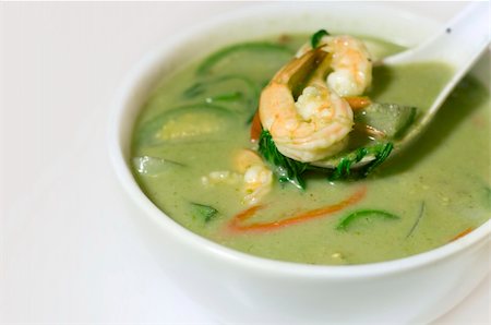 delicious thai food: green curry in a white bowl Foto de stock - Super Valor sin royalties y Suscripción, Código: 400-05248286