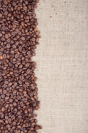 simsearch:400-06700189,k - Brown roasted coffee beans. Shot in a studio Stock Photo - Budget Royalty-Free & Subscription, Code: 400-05240330