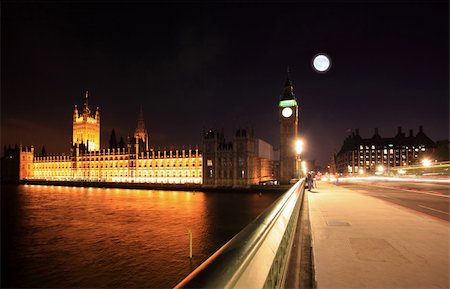 simsearch:625-01040611,k - Big Ben and Westminster at night in London Photographie de stock - Aubaine LD & Abonnement, Code: 400-05240511