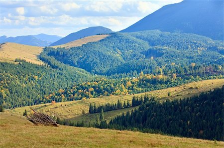 simsearch:400-05730584,k - beautiful autumn mountain and small village on mountainside (Carpathian. Ukraine) Stock Photo - Budget Royalty-Free & Subscription, Code: 400-05241706