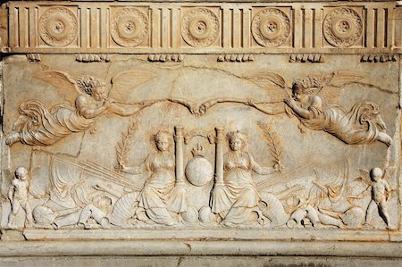 simsearch:400-05684394,k - bas-relief on the Patronato De La Alhambra Foto de stock - Royalty-Free Super Valor e Assinatura, Número: 400-05242562