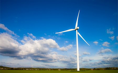 simsearch:400-04024418,k - Photo of a wind power station taken in the southern parts of Sweden. Fotografie stock - Microstock e Abbonamento, Codice: 400-05242959