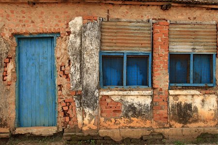 Rustic Rundown Building with Character Stock Photo - Budget Royalty-Free & Subscription, Code: 400-05243036