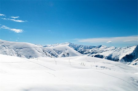simsearch:400-04472958,k - High mountains under snow in the winter Foto de stock - Royalty-Free Super Valor e Assinatura, Número: 400-05254606