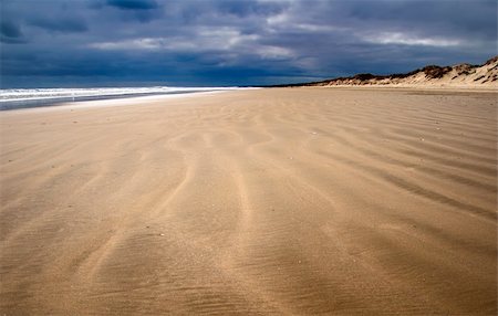 playa ninety mile - Moody 90 Mile Beach in New Zealand. Photographie de stock - Aubaine LD & Abonnement, Code: 400-05255603