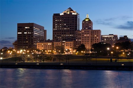 simsearch:400-04277418,k - Downtown Milwaukee, Wisconsin. Stock Photo - Budget Royalty-Free & Subscription, Code: 400-05256092