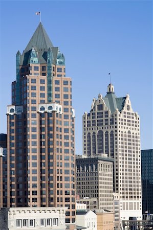 Buildings in downtown Milwaukee, Wisconsin. Foto de stock - Super Valor sin royalties y Suscripción, Código: 400-05256105