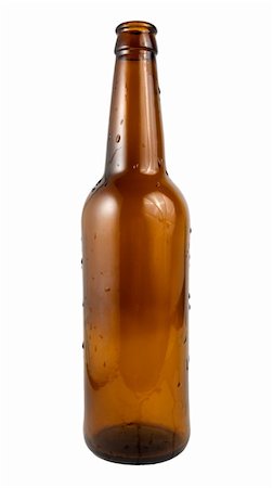 simsearch:400-05260769,k - A beer bottle covered with water drops, isolated on white Foto de stock - Royalty-Free Super Valor e Assinatura, Número: 400-05259650