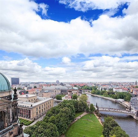 aerial view of central Berlin from the top of Berliner Dom Stock Photo - Budget Royalty-Free & Subscription, Code: 400-05250112