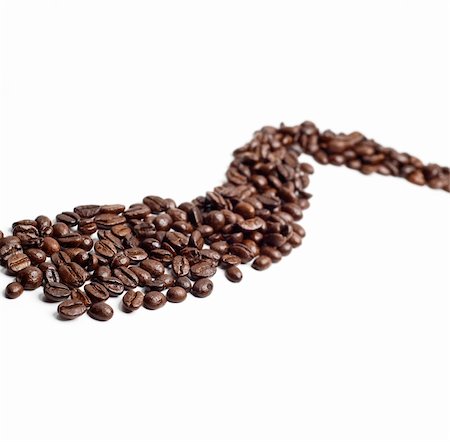 simsearch:400-04222488,k - bounch of roasted coffee beans mimic a road shape Stockbilder - Microstock & Abonnement, Bildnummer: 400-05250827