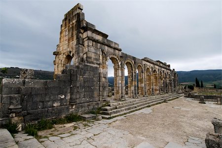 Volubilis - Roman ruins near Fes and Meknes - Best of Morocco Photographie de stock - Aubaine LD & Abonnement, Code: 400-05252021