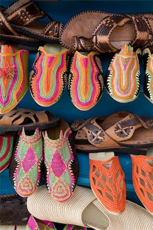 simsearch:400-04941779,k - Various traditional Moroccan shoes in market Foto de stock - Super Valor sin royalties y Suscripción, Código: 400-05253977