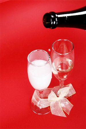 simsearch:400-03961226,k - New year party with champagne glasses Stockbilder - Microstock & Abonnement, Bildnummer: 400-05265542