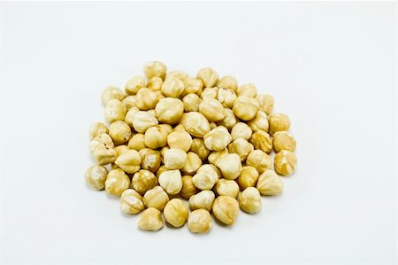 simsearch:400-06520688,k - Hazelnuts on a white background Stock Photo - Budget Royalty-Free & Subscription, Code: 400-05265990