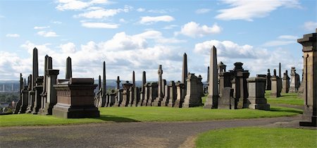 The Glasgow necropolis, Victorian gothic garden cemetery in Scotland Fotografie stock - Microstock e Abbonamento, Codice: 400-05266530