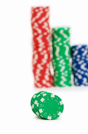 simsearch:625-01749129,k - Casino chips isolated on the white Stockbilder - Microstock & Abonnement, Bildnummer: 400-05267775