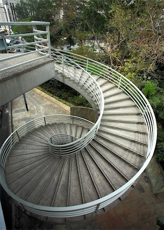 simsearch:400-04407766,k - beautiful spiraling stairs Fotografie stock - Microstock e Abbonamento, Codice: 400-05268374