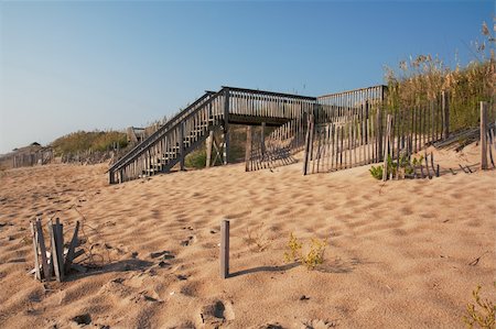 stair beach - Wooden stairs over a sand dune to a beach near Nags Head on the Outer Banks of North Carolina Stock Photo - Budget Royalty-Free & Subscription, Code: 400-05263087