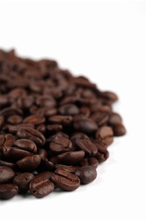 simsearch:400-04689653,k - Coffee beans on white background, isolated. Shallow dof Stock Photo - Budget Royalty-Free & Subscription, Code: 400-05275204