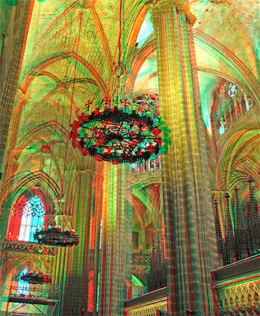 Inside the Cathedral of Santa Eulalia in Barcelona's Barri Gotic district(anaglyph stereo effect.need 3D glasses to view) Photographie de stock - Aubaine LD & Abonnement, Code: 400-05275405