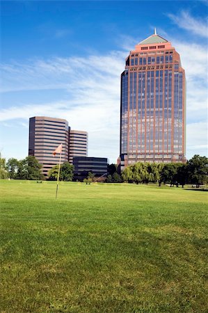 Golf Course in front of skyscrapers - Itasca, Illinois. Stock Photo - Budget Royalty-Free & Subscription, Code: 400-05277791