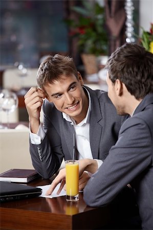 simsearch:400-04322314,k - Two smiling business men have dinner at restaurant Stock Photo - Budget Royalty-Free & Subscription, Code: 400-05279760