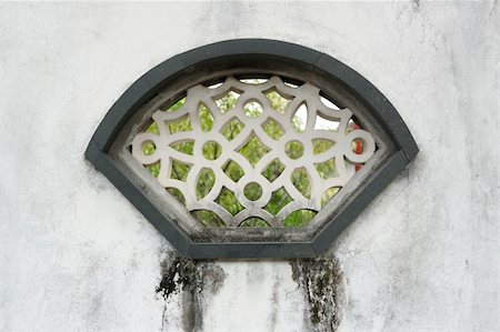 chinese style window in garden Stock Photo - Budget Royalty-Free & Subscription, Code: 400-05273042