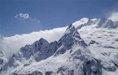 simsearch:400-05149140,k - Aiguille. Caucasus. Dombay. Peak Ine. Stock Photo - Budget Royalty-Free & Subscription, Code: 400-05273567