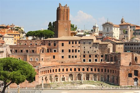 details of Trajan Market (Mercati Traianei) in Rome, Italy Fotografie stock - Microstock e Abbonamento, Codice: 400-05273990